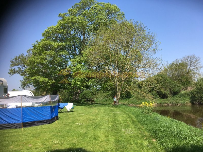 Cripps Farm Caravan Park
