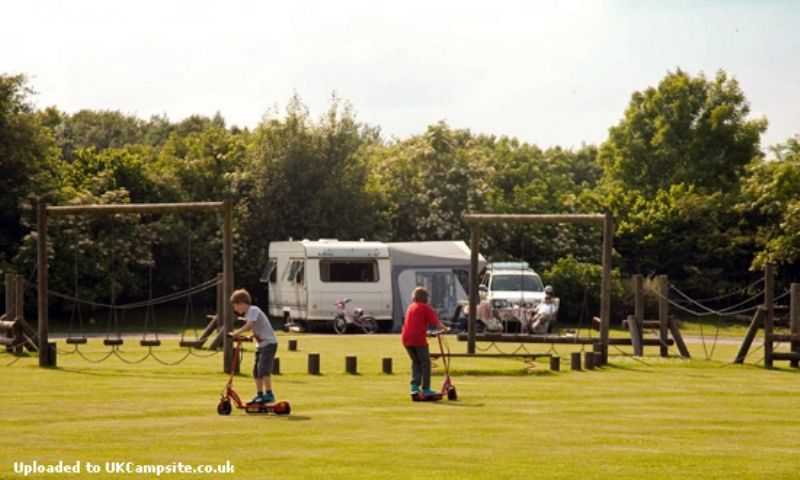 Huntly Castle Holiday Park