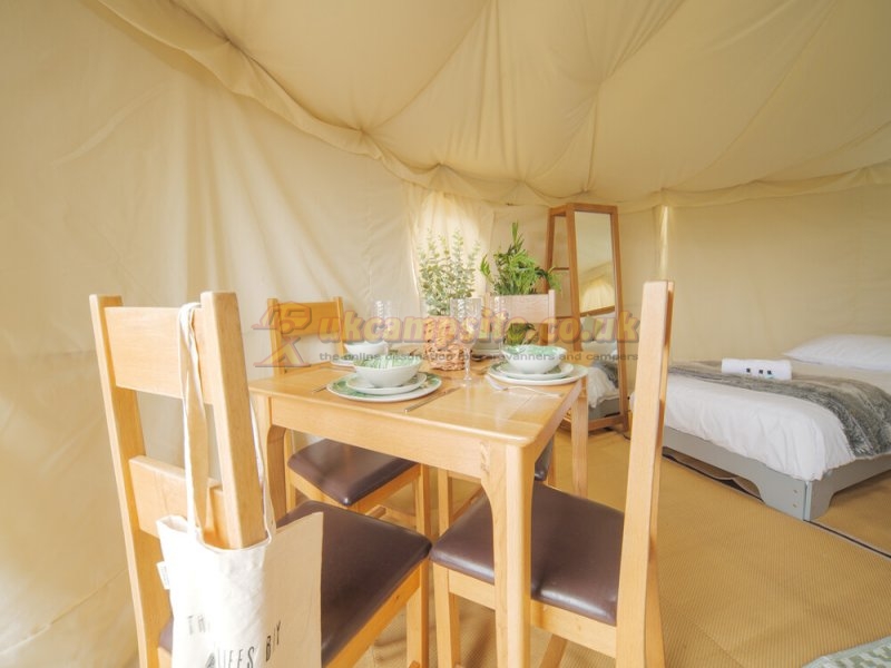 Three Cliffs Bay Caravan And Camping Site