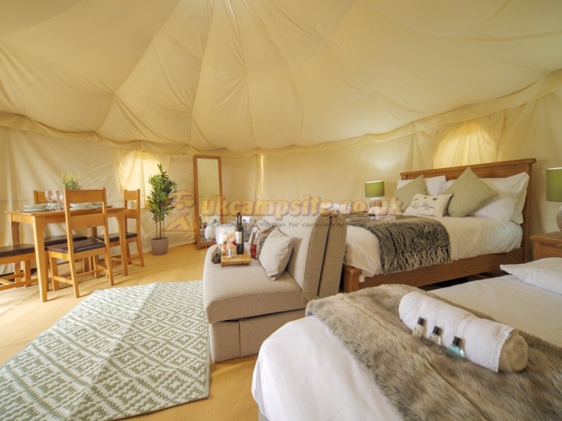 Three Cliffs Bay Caravan And Camping Site