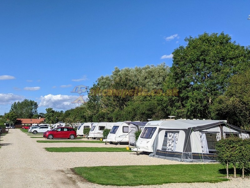 Black Bull Caravan Park