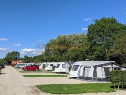 Black Bull Caravan Park
