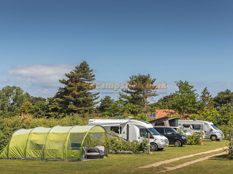 Deepdale Camping And Rooms