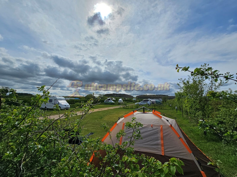 Deepdale Camping And Rooms