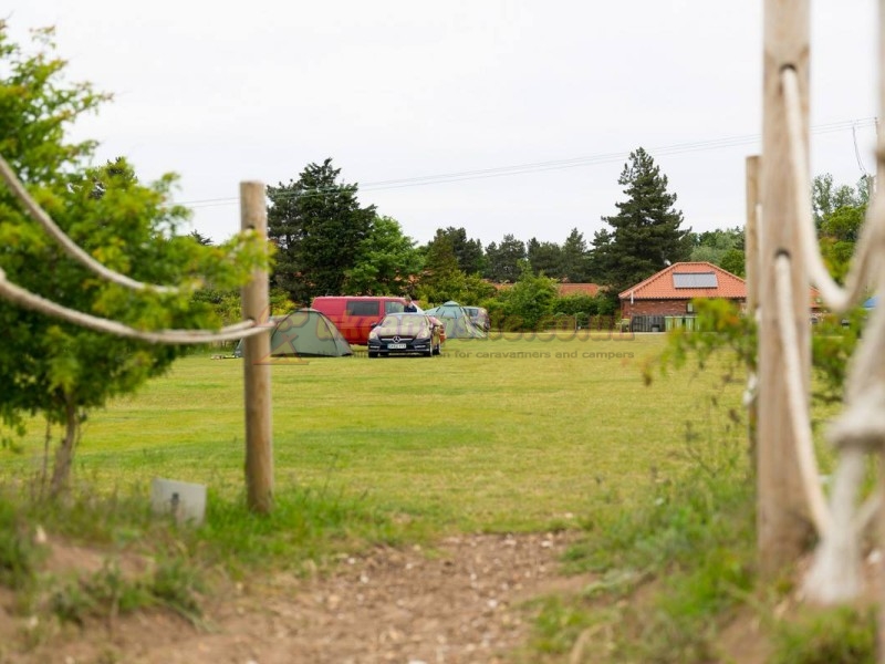 Deepdale Camping And Rooms