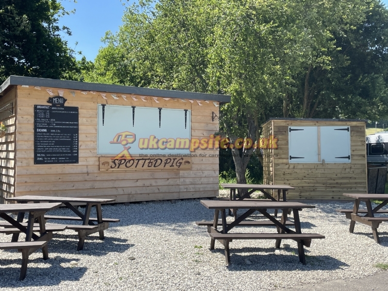 Norden Farm Touring Caravan And Camping Site