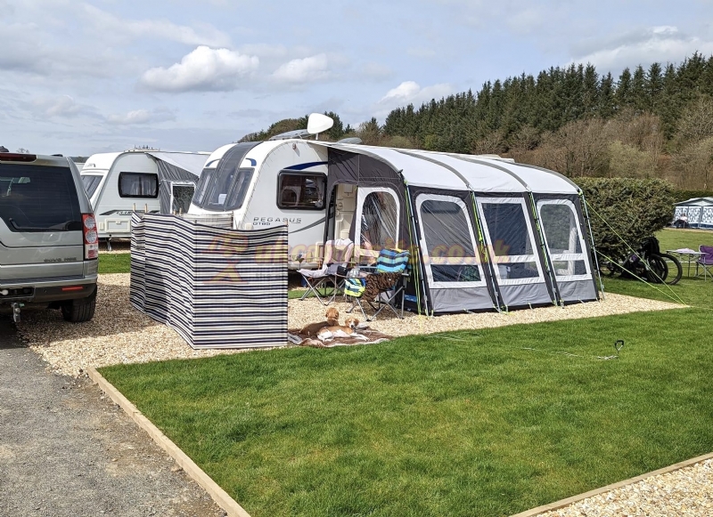 Riverside Caravan And Camping Park