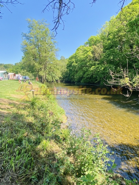 Riverside Caravan And Camping Park