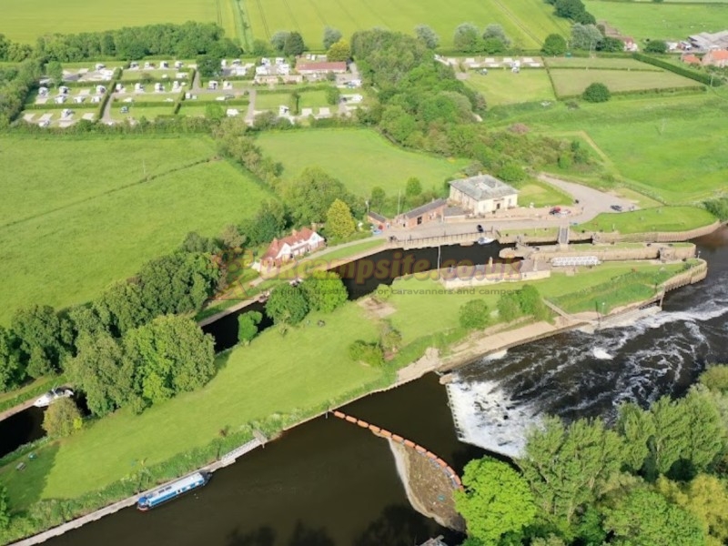 York Naburn Lock Caravan Park
