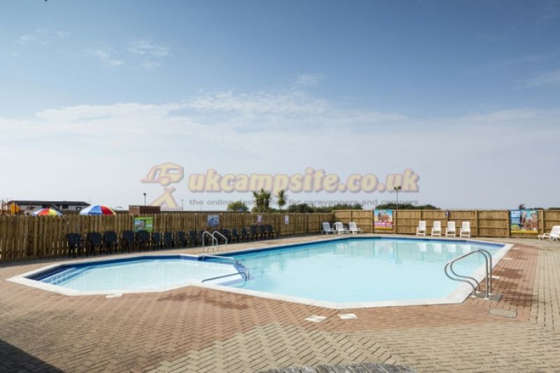 Steeple Bay Holiday Park (PHolsUK)