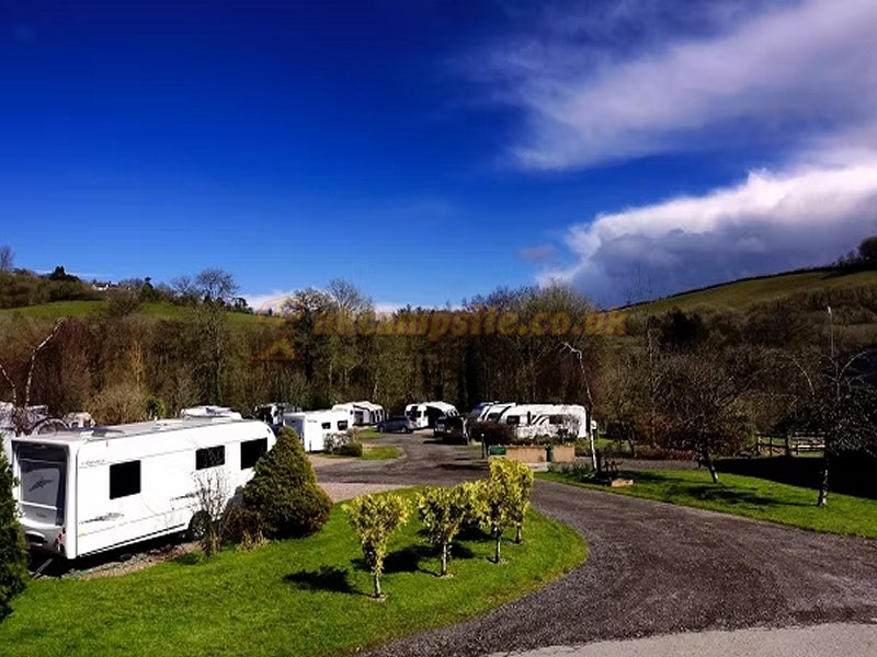 Waterrow Touring Park