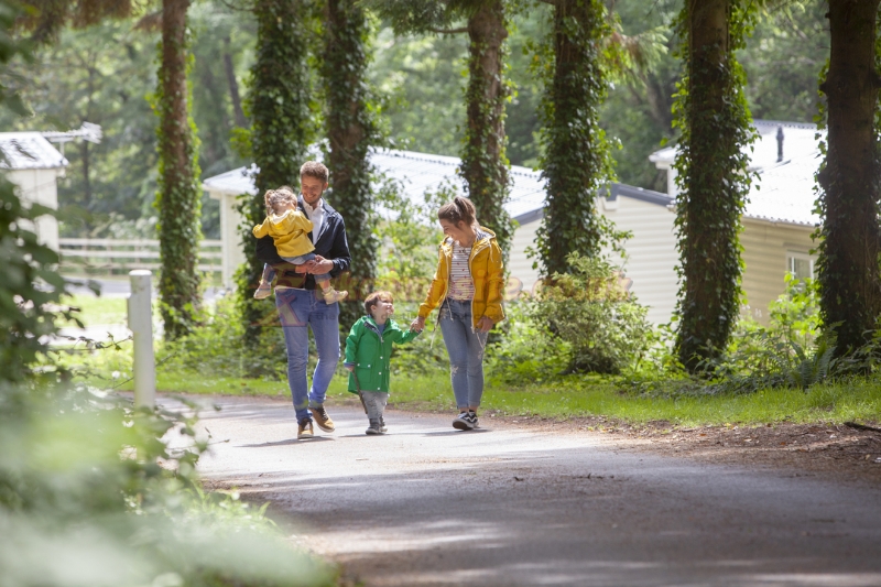 Looe Bay Holiday Park - Parkdean Resorts