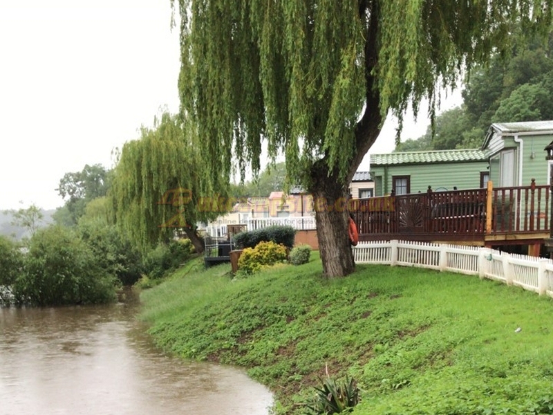Riverside Caravan Park