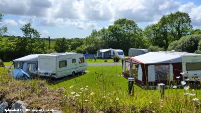 New Park Farm And Caravan Park