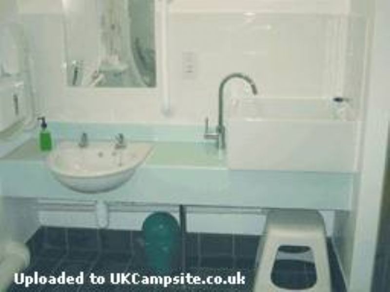 Elm Cottage Touring Park
