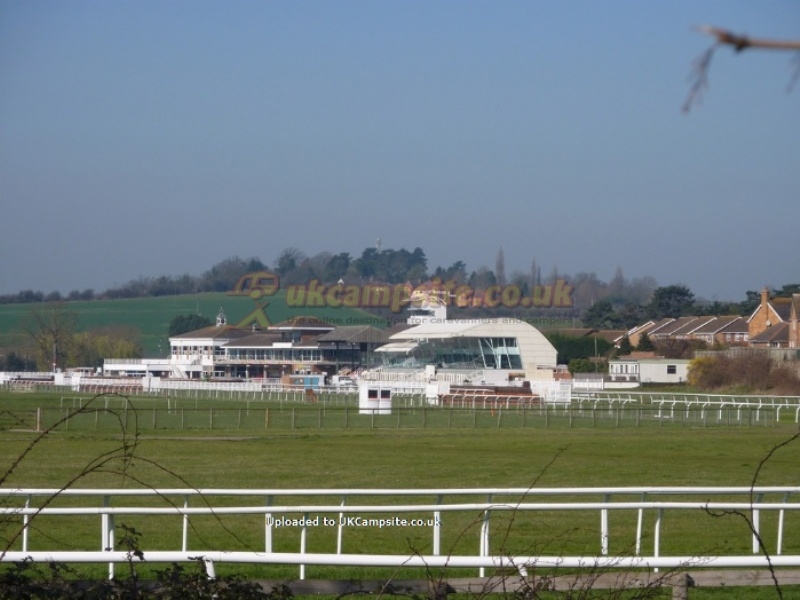 Stratford On Avon Racecourse Touring Park