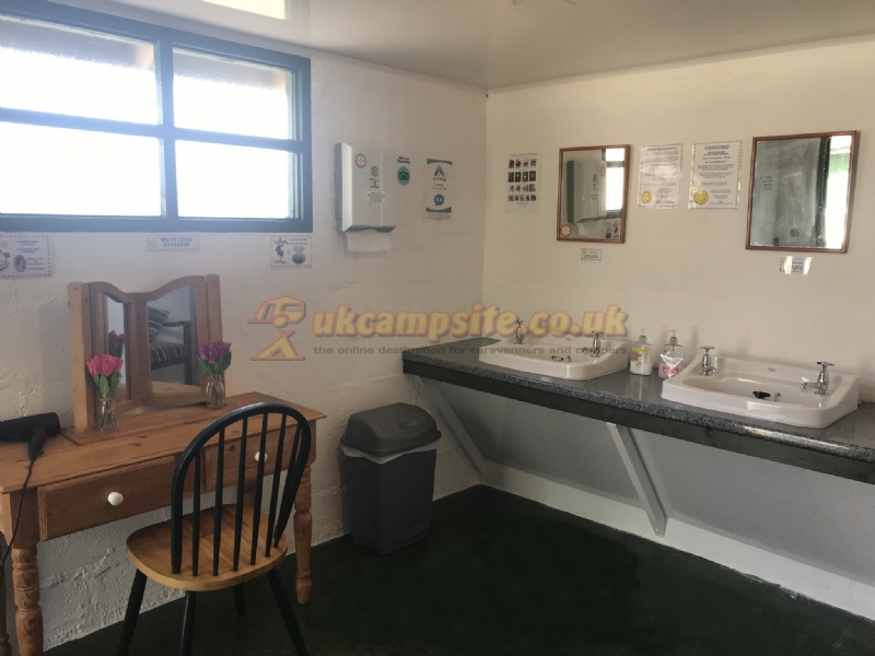 East Balthangie Caravan And Camping Park
