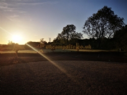 The Three Horseshoes