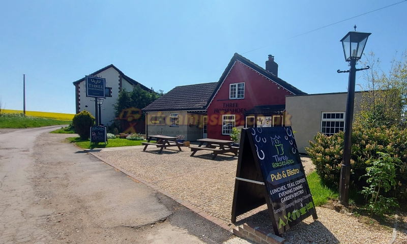 The Three Horseshoes