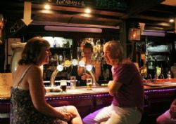 The Three Horseshoes