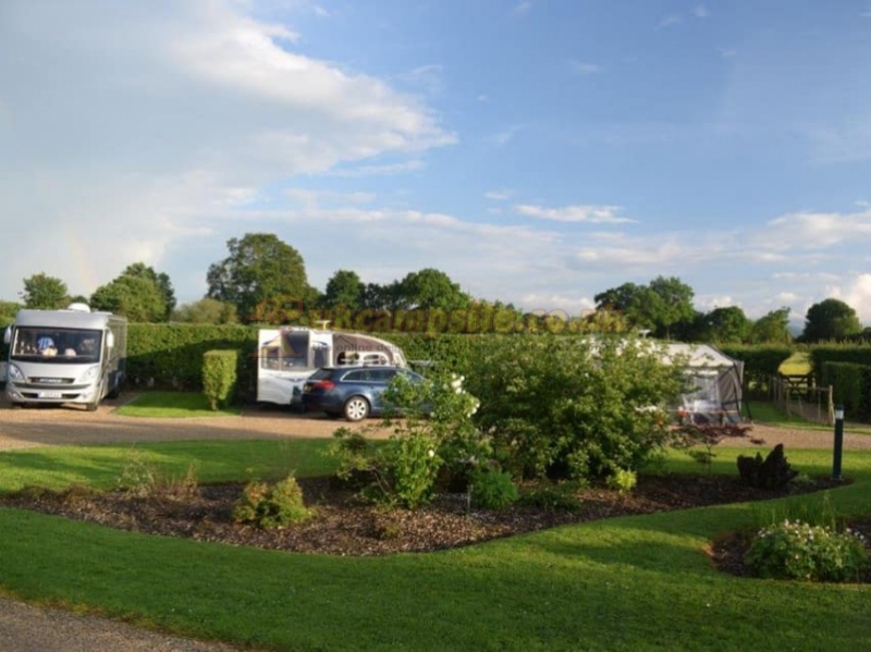 Cartref Caravan And Camping