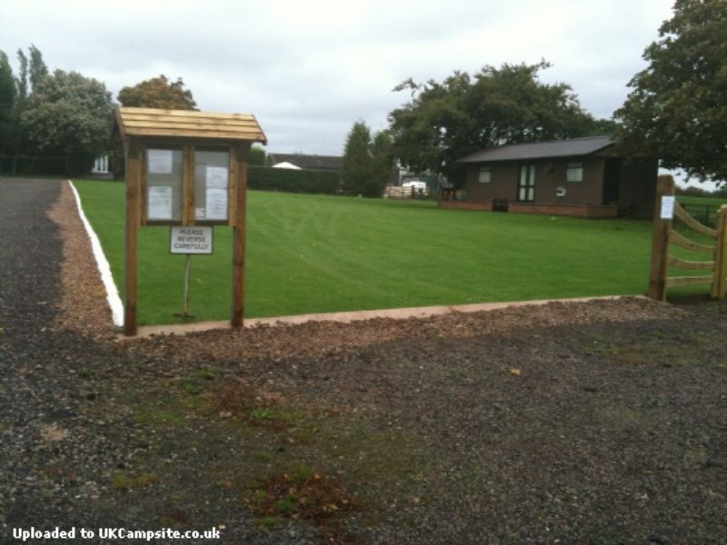 Hill Top Caravan Park