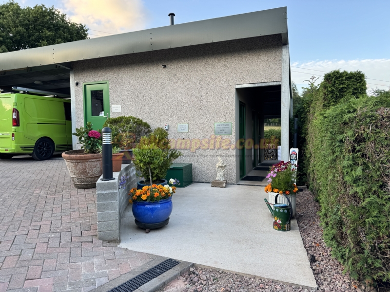 Hawthorne Cottage Caravan Site