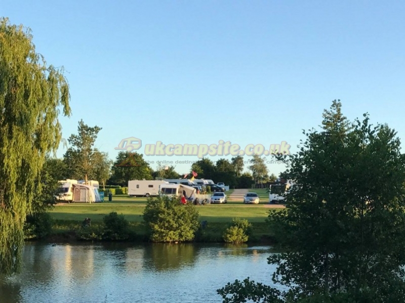 Homestead Lake Park