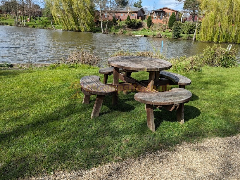 Homestead Lake Park