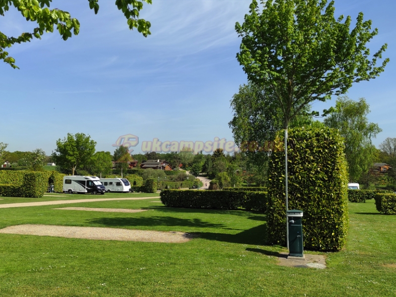 Homestead Lake Park