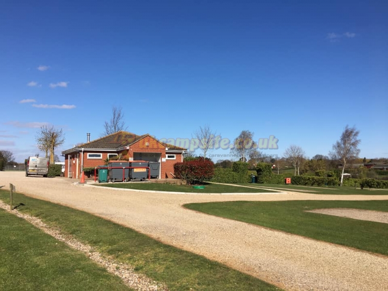 Homestead Lake Park