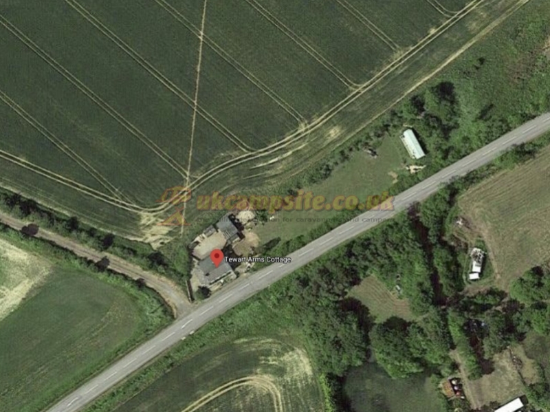 Tewart Arms Cottage Camping and Caravan Site