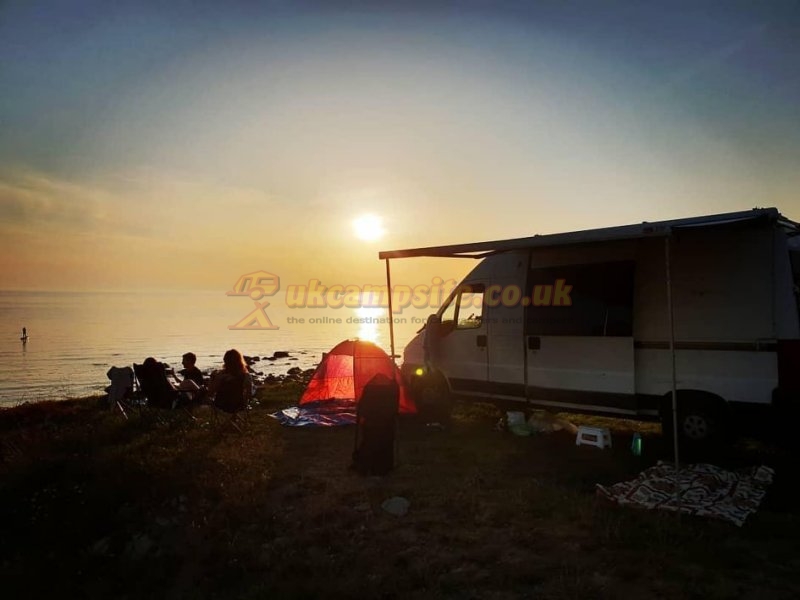 Cae Du Campsite