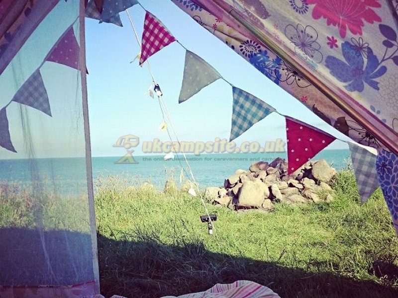 Cae Du Campsite