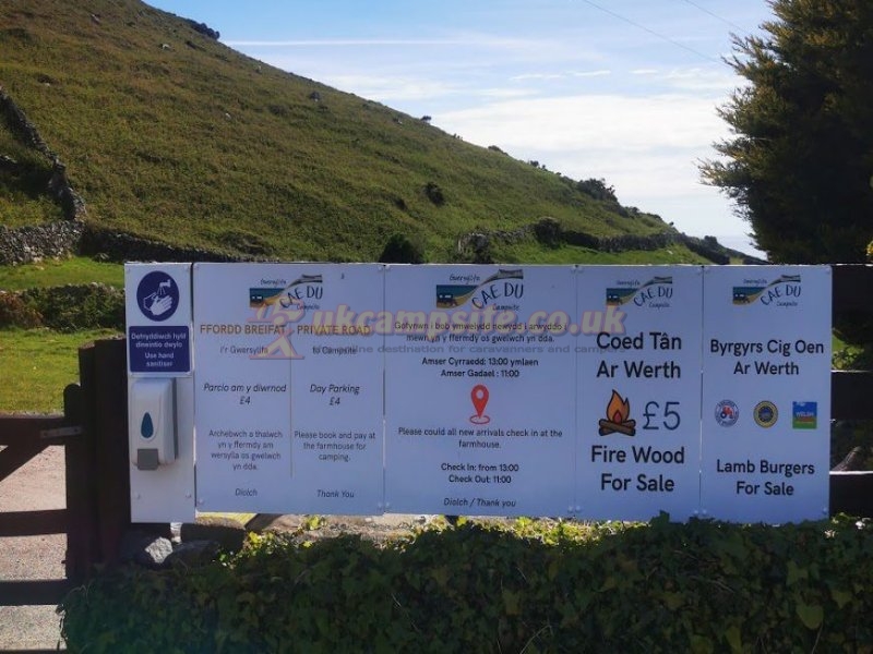 Cae Du Campsite