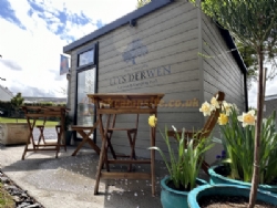 Llys Derwen Caravan And Camping Site