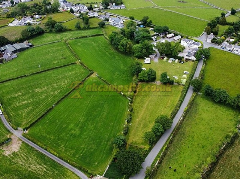 Llys Derwen Caravan And Camping Site