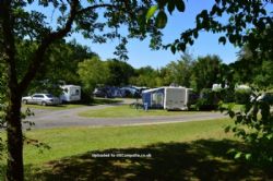 Chateau De Lacomte Country Club