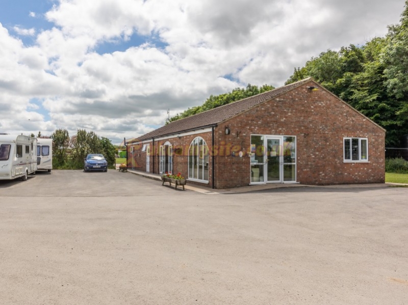 Wolds Way Caravan And Camping