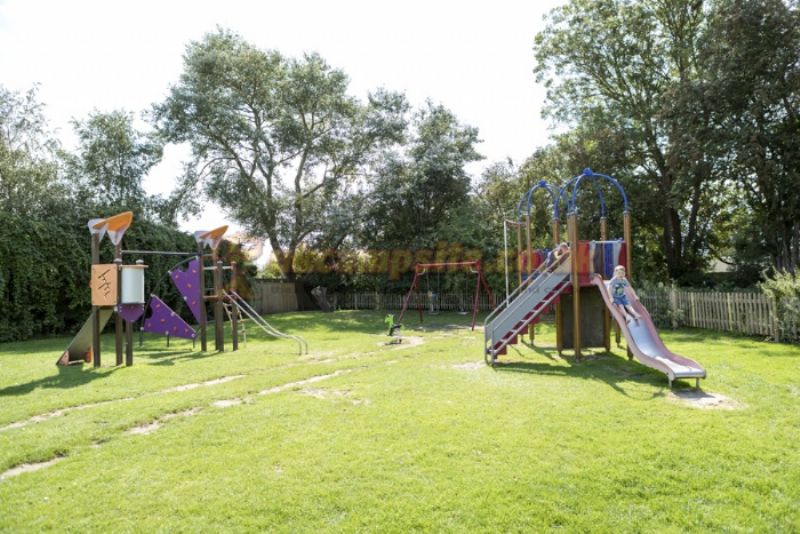 Winchelsea Sands Holiday Park (PHolsUK)