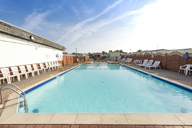Winchelsea Sands Holiday Park (PHolsUK)