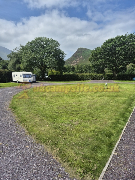 Cae Du Caravan And Camping Park