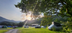 Cae Du Caravan And Camping Park