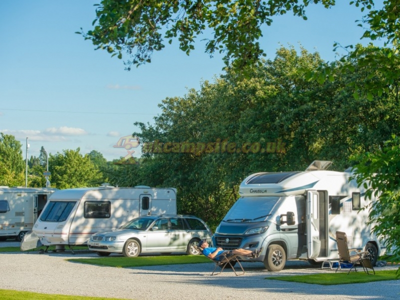 Harrogate Caravan Park
