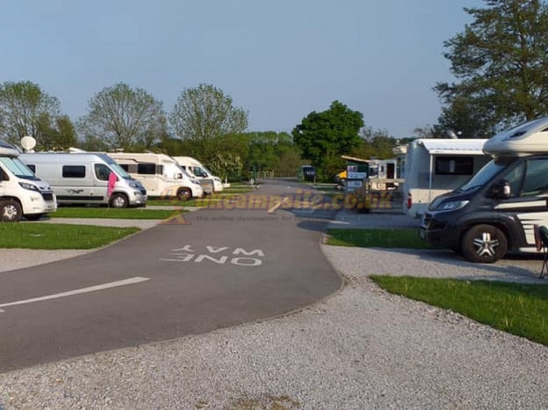 Harrogate Caravan Park