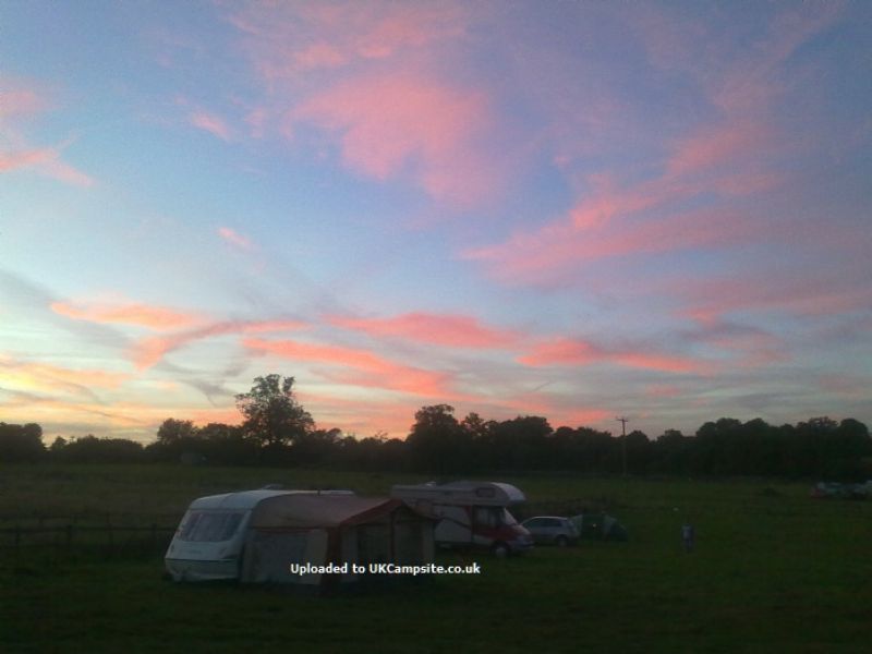 Willows Rustic Caravan Park