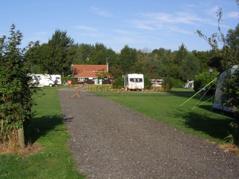 Run Cottage Touring Park