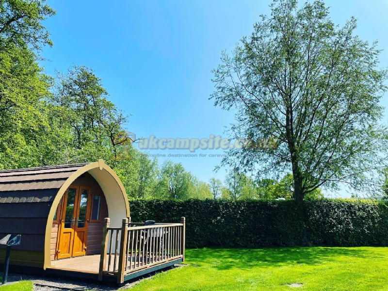 Run Cottage Touring Park