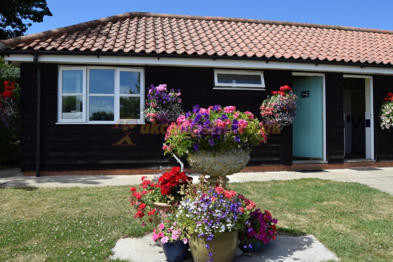 Run Cottage Touring Park