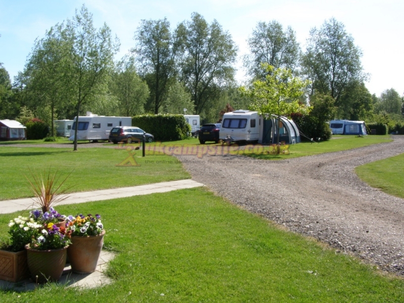 Run Cottage Touring Park